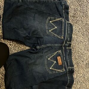 Women’s 7x32 flare jeans
